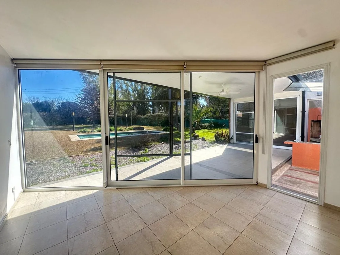 Casa en venta en Pilar