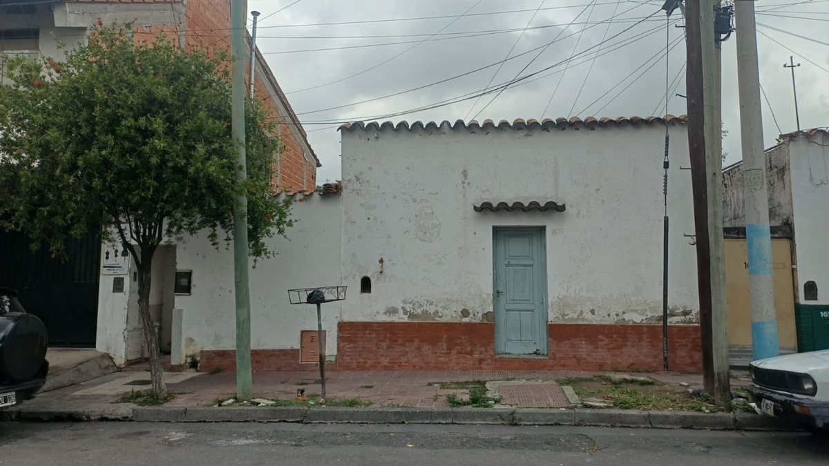 CASA EN VENTA A REFACCIONAR MACROCENTRO INVERSION - foto 5