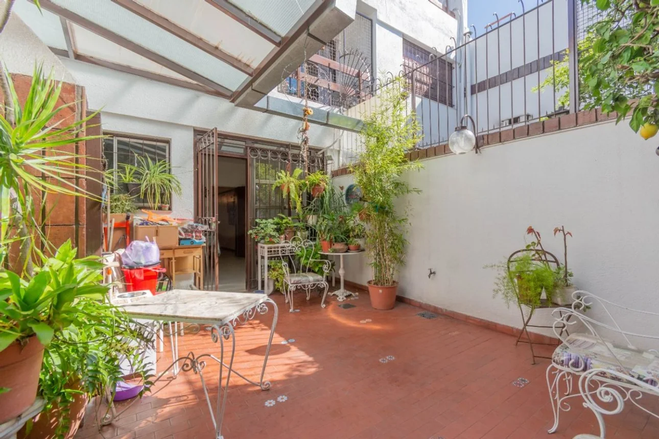 Casa tríplex de 5 ambientes en venta en Villa Urquiza, Pirán 6200