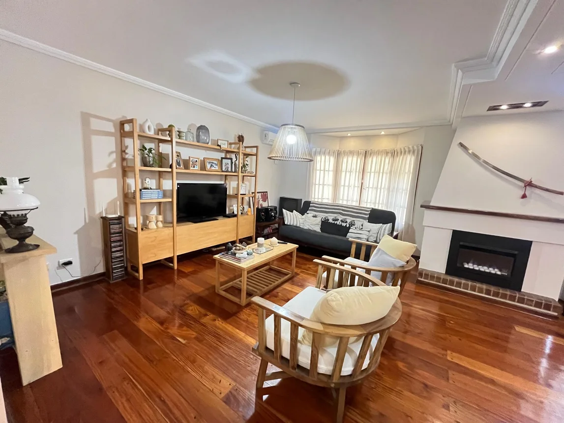Casa de 5 ambientes en venta en Villa Sarmiento, Fred Aden 400, foto 5