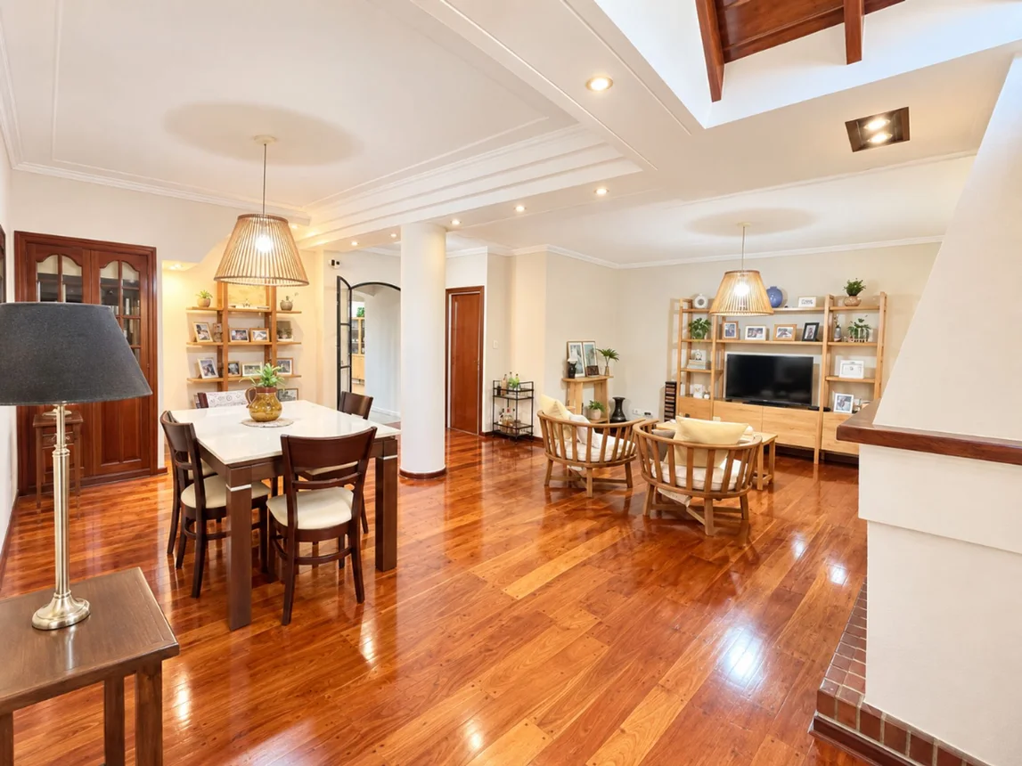 Casa de 5 ambientes en venta en Villa Sarmiento, Fred Aden 400, foto 3