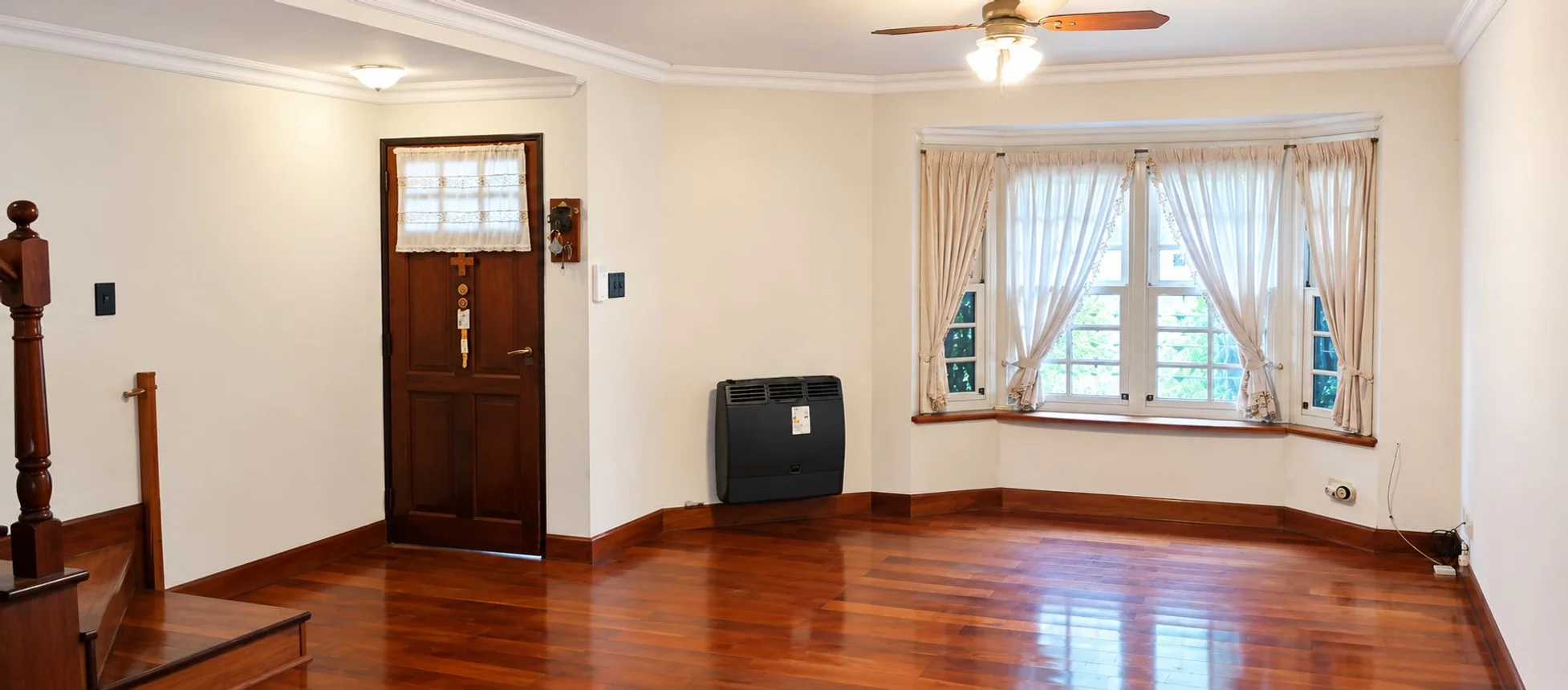 Casa tríplex de 6 ambientes en venta en Martínez, Santiago del Estero 2000, foto 3