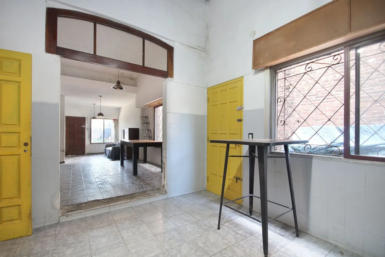Casa de 3 ambientes en venta en Temperley, Boulevard Armesti 3100
