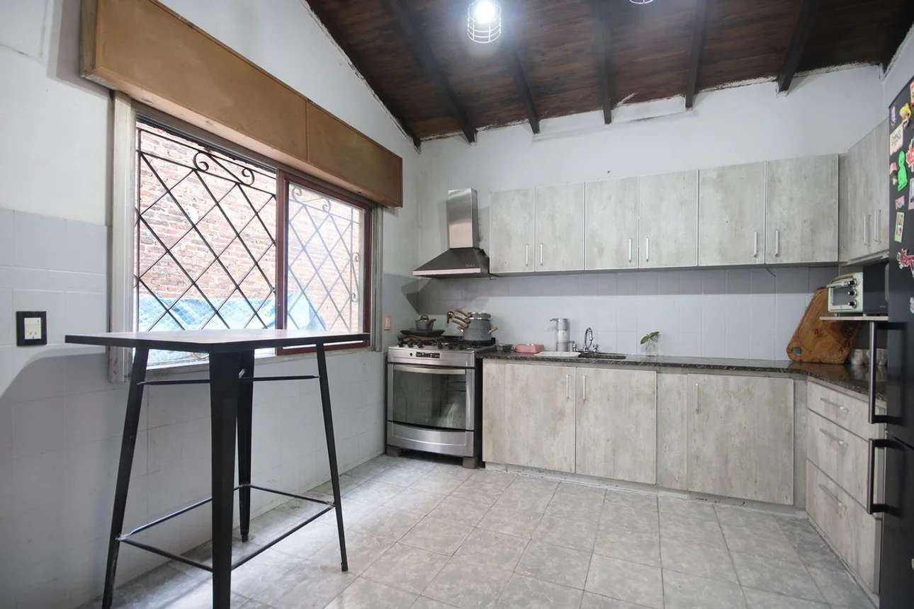 Casa de 3 ambientes en venta en Temperley, Boulevard Armesti 3100, foto 4