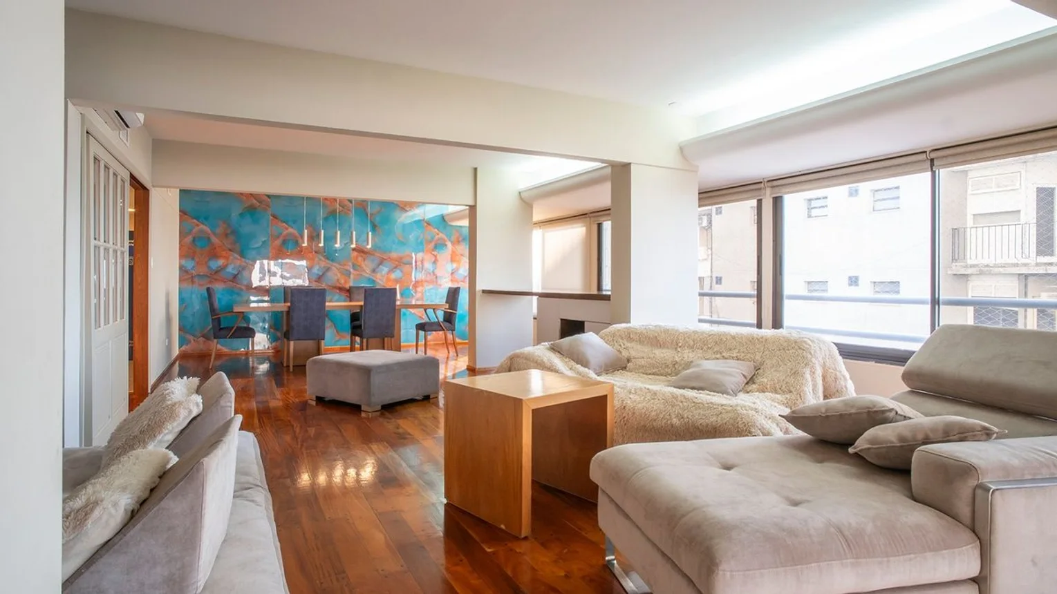 Venta departamento 4 dormitorios/cochera vista río, foto 1