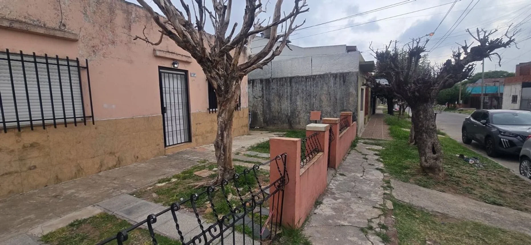 Casa en venta en Isidro Casanova, Castañon 500