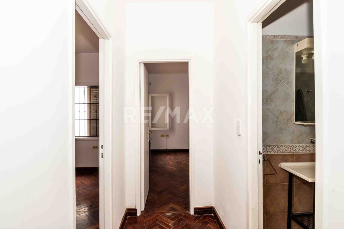 CASA EN ALQUILER ESTUDIO COCHERA TRES CERRITOS - foto 12