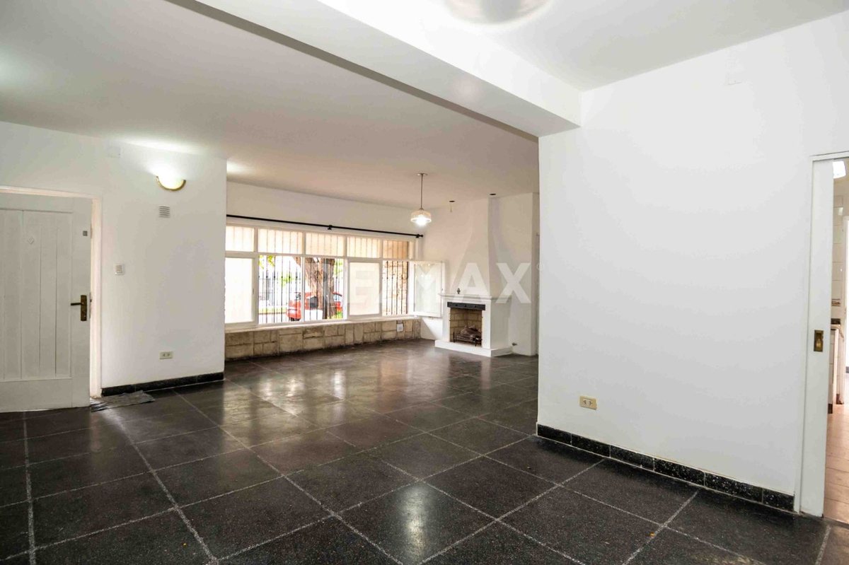 CASA EN ALQUILER ESTUDIO COCHERA TRES CERRITOS - foto 7