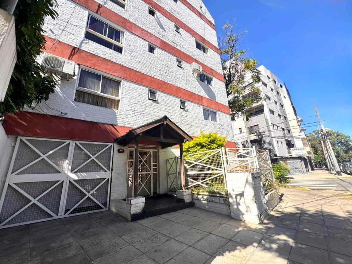 Departamento de 2 ambientes en venta en Ciudadela, Hipólito Vieytes 0