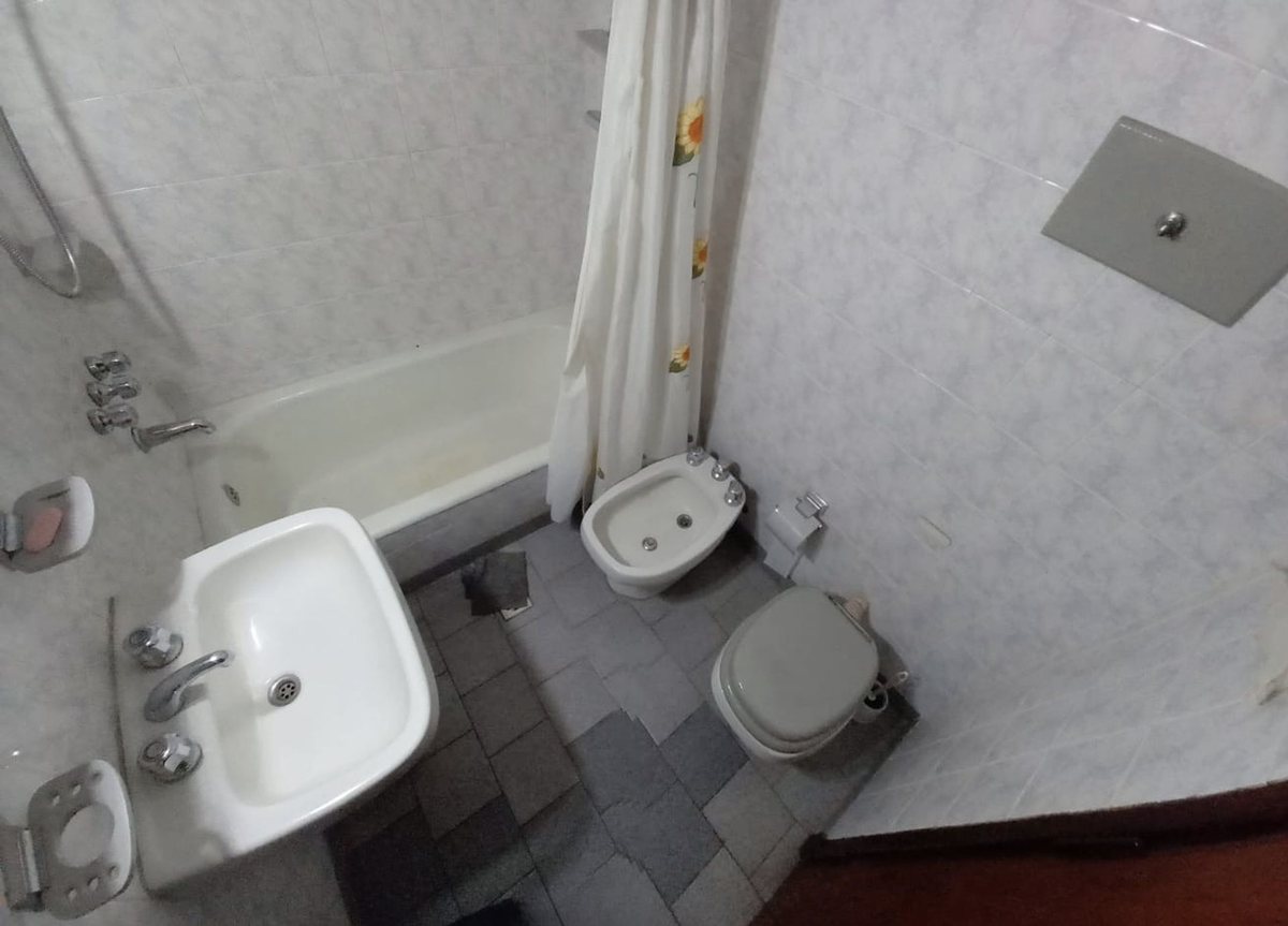 Foto 10 — VENTA CASA MULTIFAMILIAR CON PATIO, SAN JUSTO