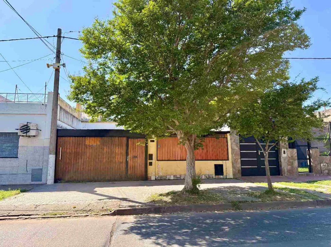 Casa en venta en Rosario, foto 2