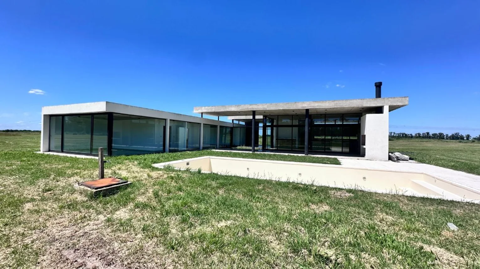Casa de 5 ambientes en venta en Ezeiza, Av Pereda 0 0, foto 3