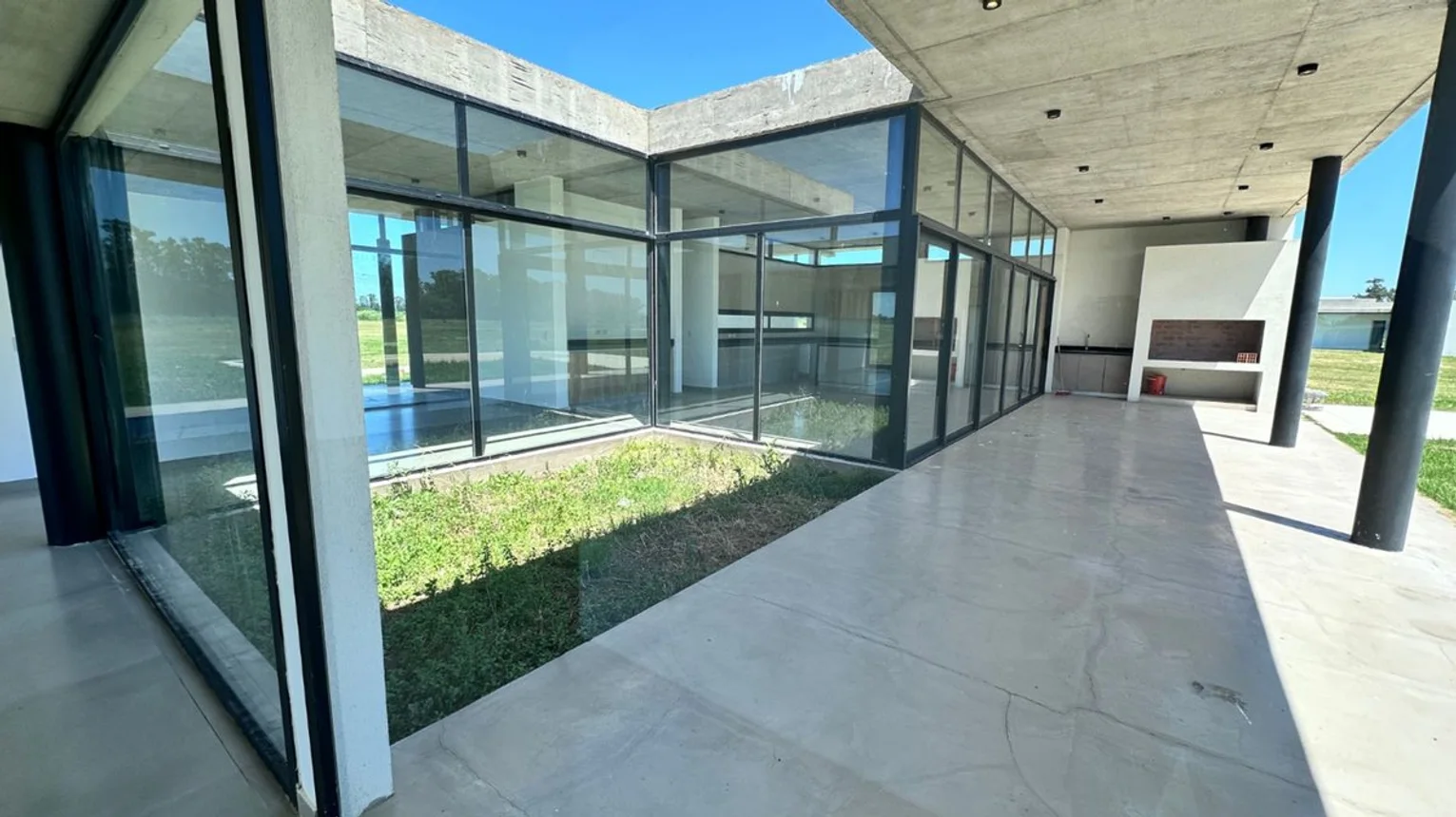Casa de 5 ambientes en venta en Ezeiza, Av Pereda 0 0, foto 4