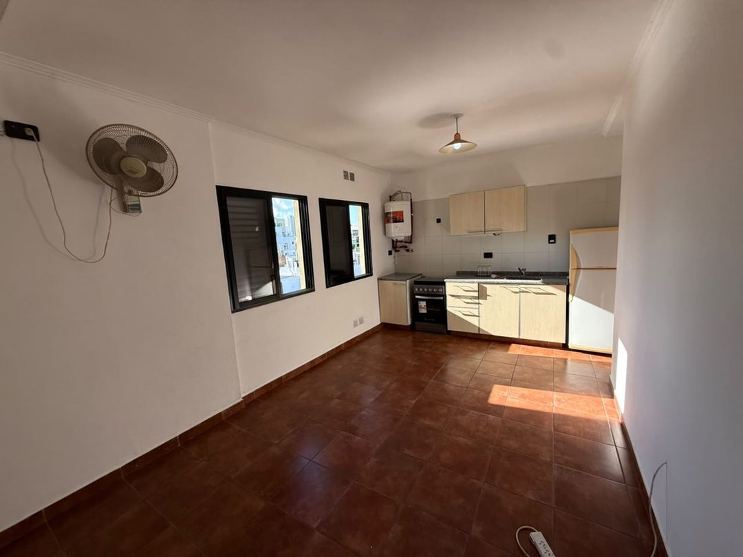 Depto de 1 dormitorio en alquiler en Canidoti Sur