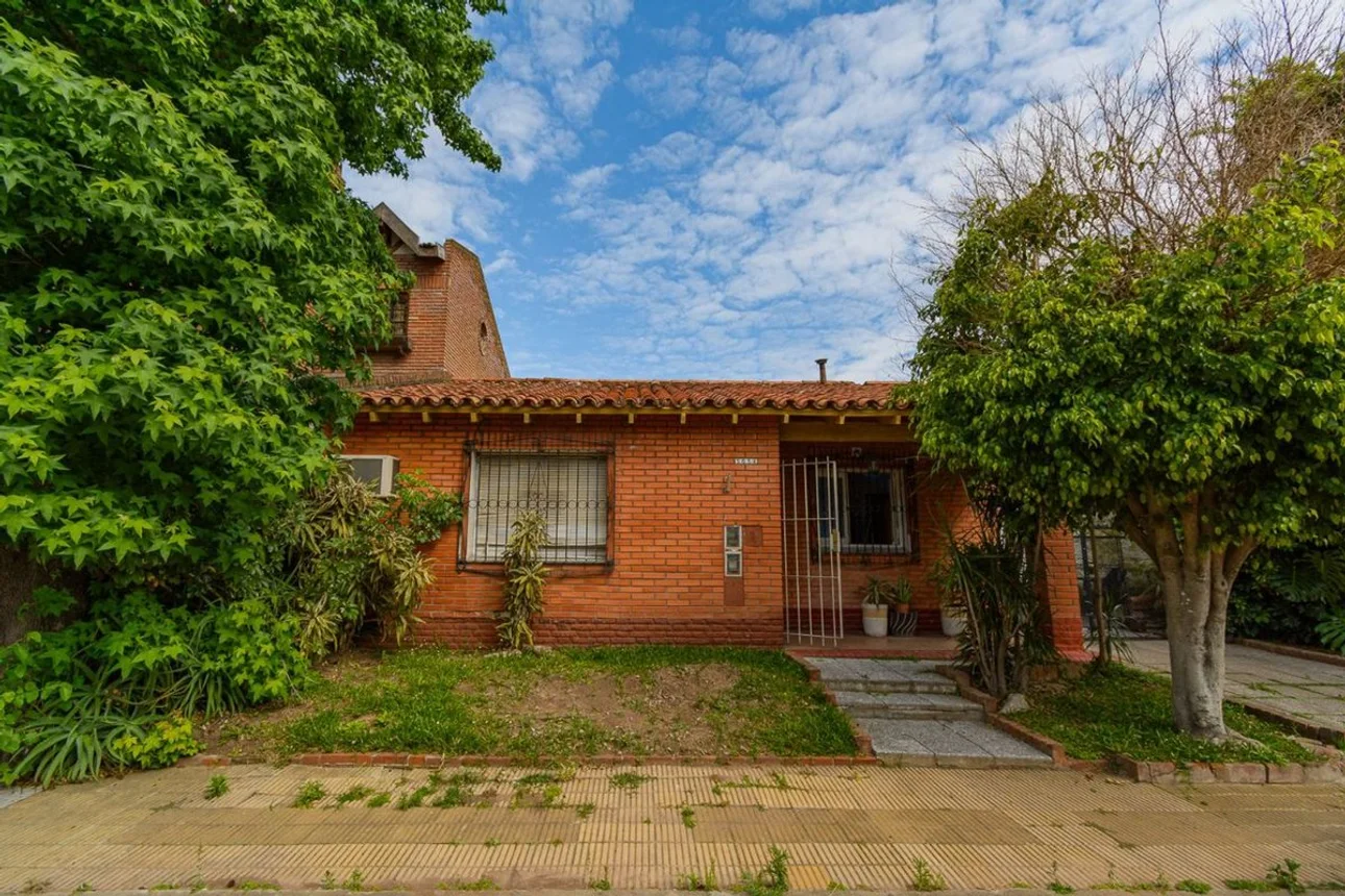 Casa de 6 ambientes en venta en Saavedra, Carlos López Buchardo 5600, foto 2