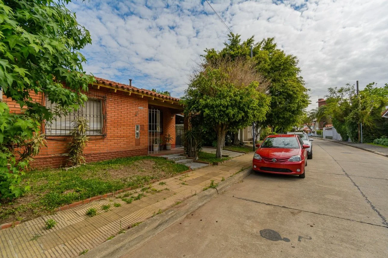 Casa de 6 ambientes en venta en Saavedra, Carlos López Buchardo 5600