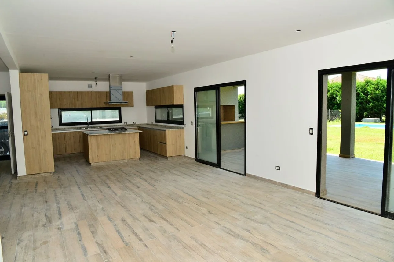 Casa en venta en Belén de Escobar, foto 3