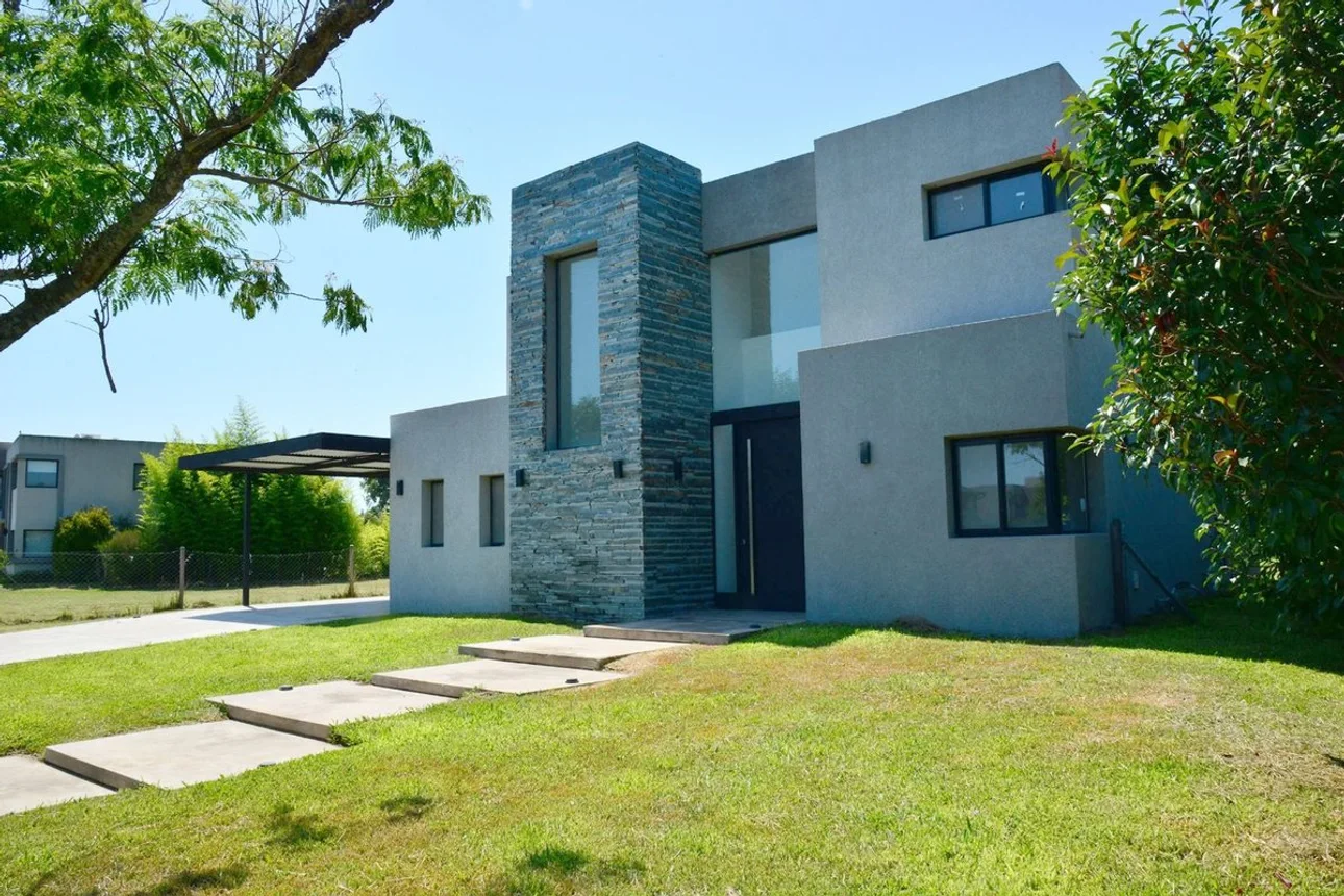 Casa en venta en Belén de Escobar, foto 2