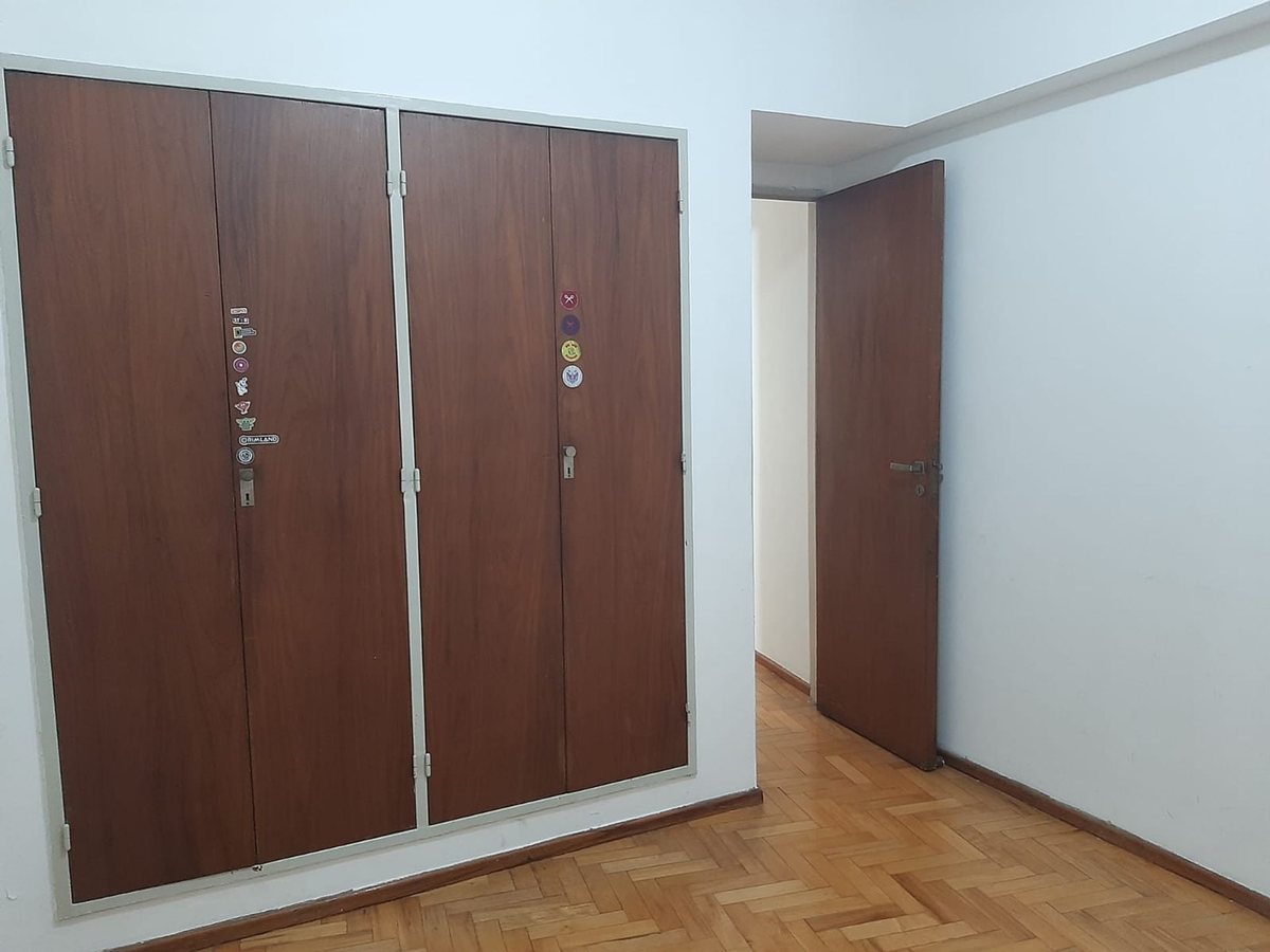 Foto 5 — Alquiler tres ambientes al frente con balcón