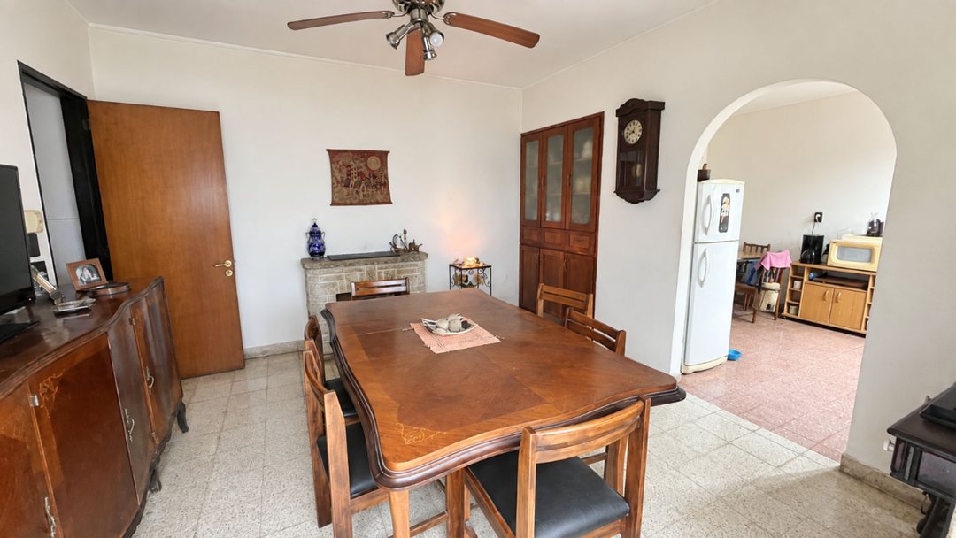 CASA EN VENTA LA PLATA