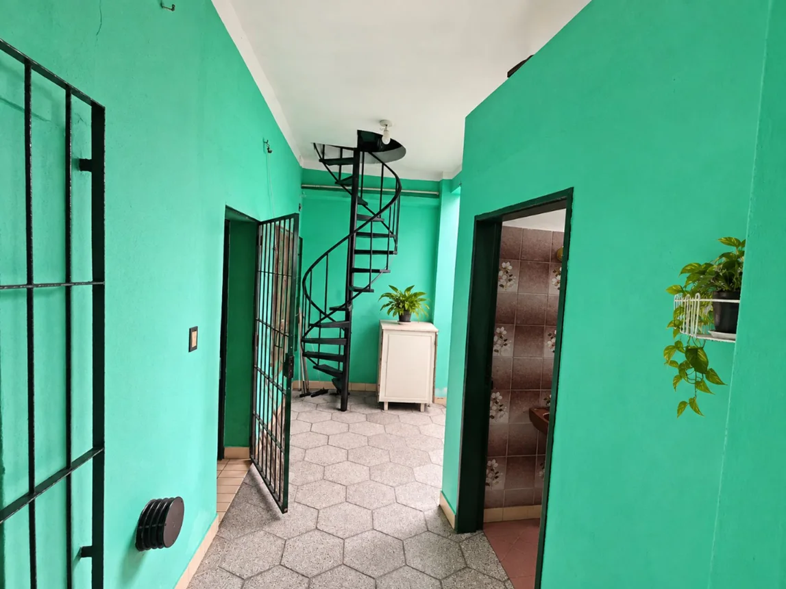 PH de 3 ambientes en venta en Bernal Este, José Evaristo Uriburu 800, foto 3