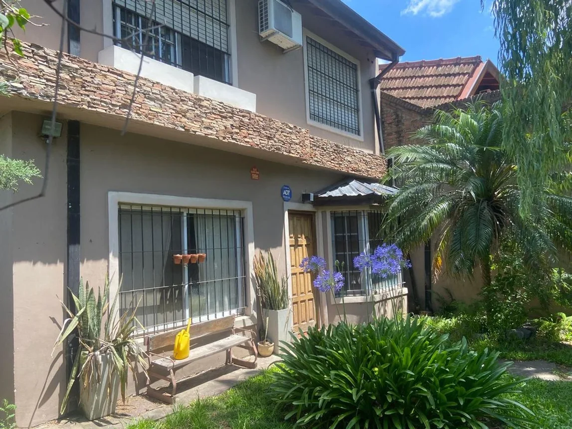 Casa de 6 ambientes en venta en Don Torcuato, General Alvear 800
