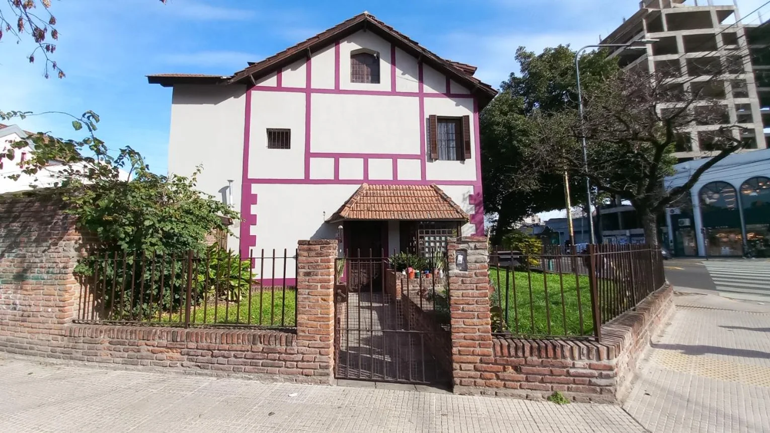 Casa de 5 ambientes en venta en Parque Avellaneda, Fernández 400