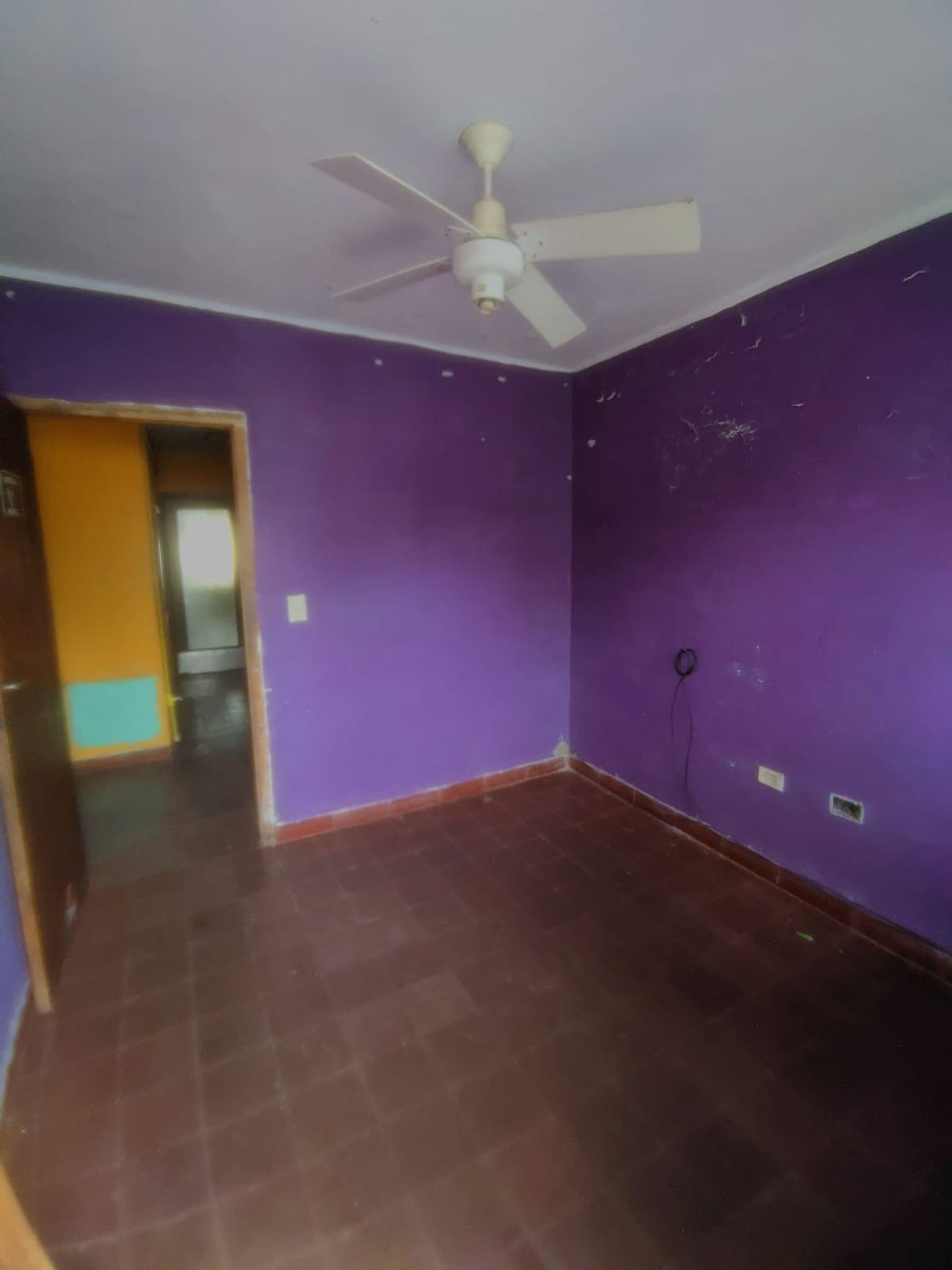 CASA EN VENTA A RECICLAR MACROCENTRO - foto 8