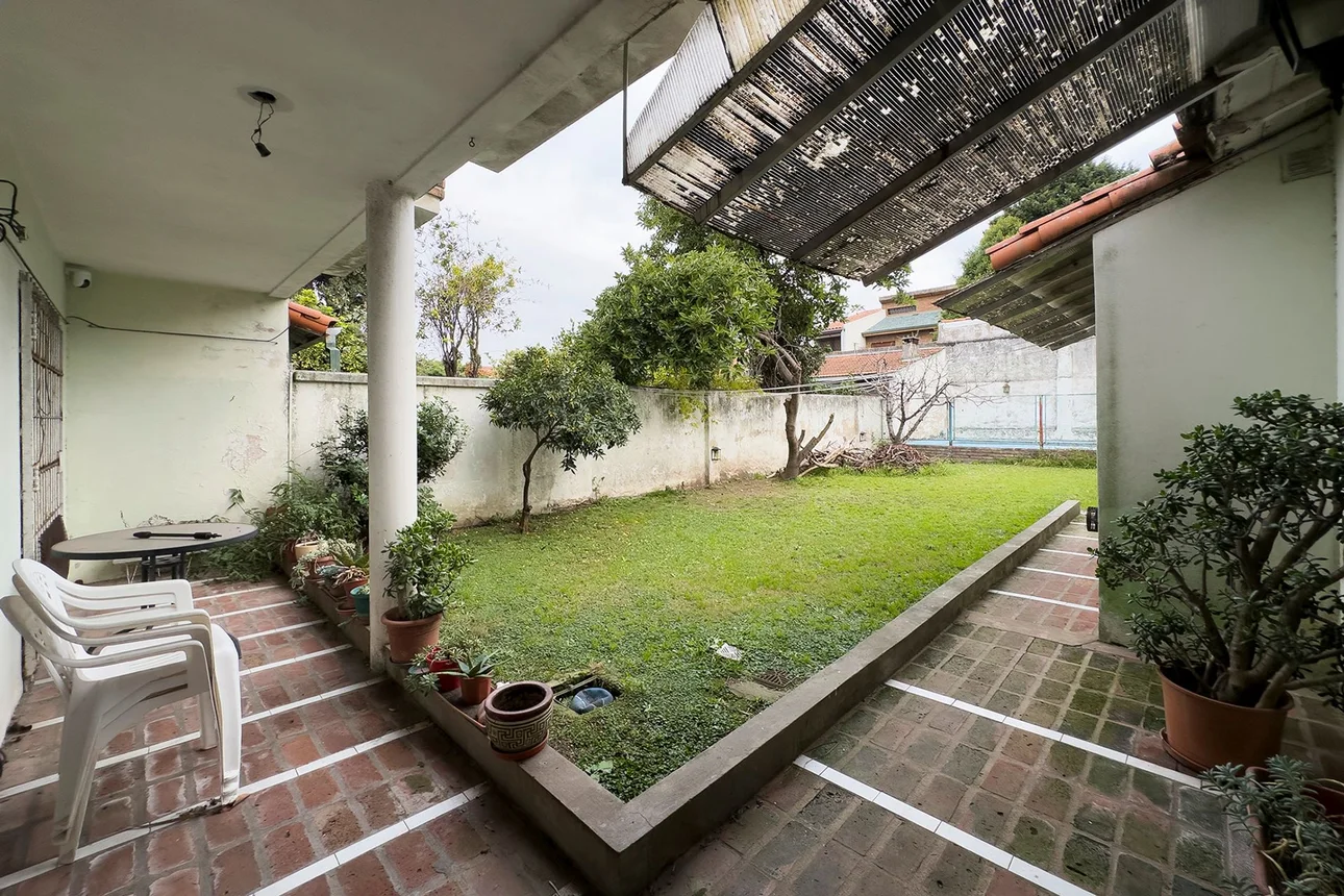 Casa dúplex de 6 ambientes en venta en Villa Maipú, Lavalle 2000