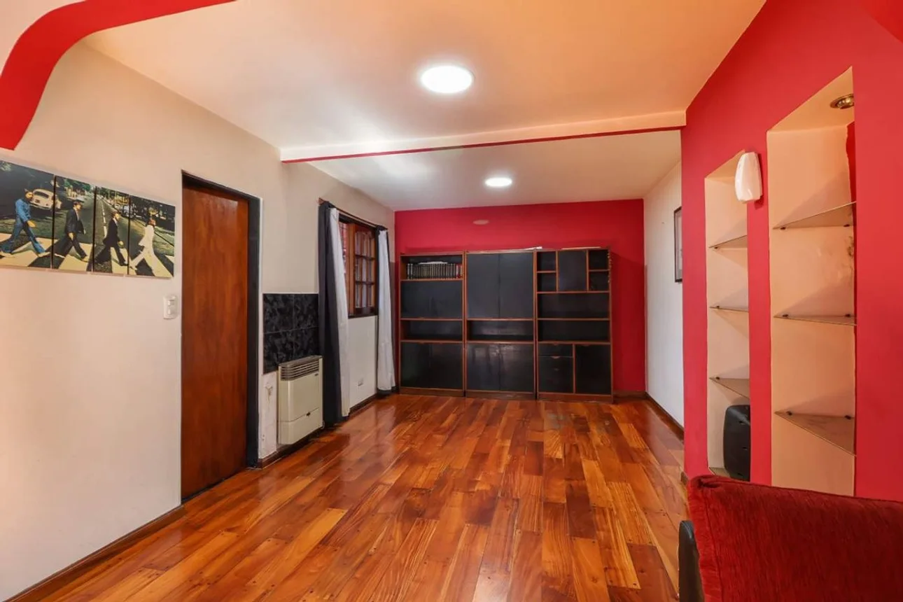 Casa de 3 ambientes en venta en Monte Castro, Virgilio 1800, foto 3