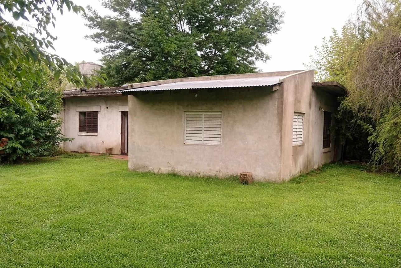 Casa de 3 ambientes en venta en General Rodríguez, Las Encinas y Chazarreta 0, foto 2