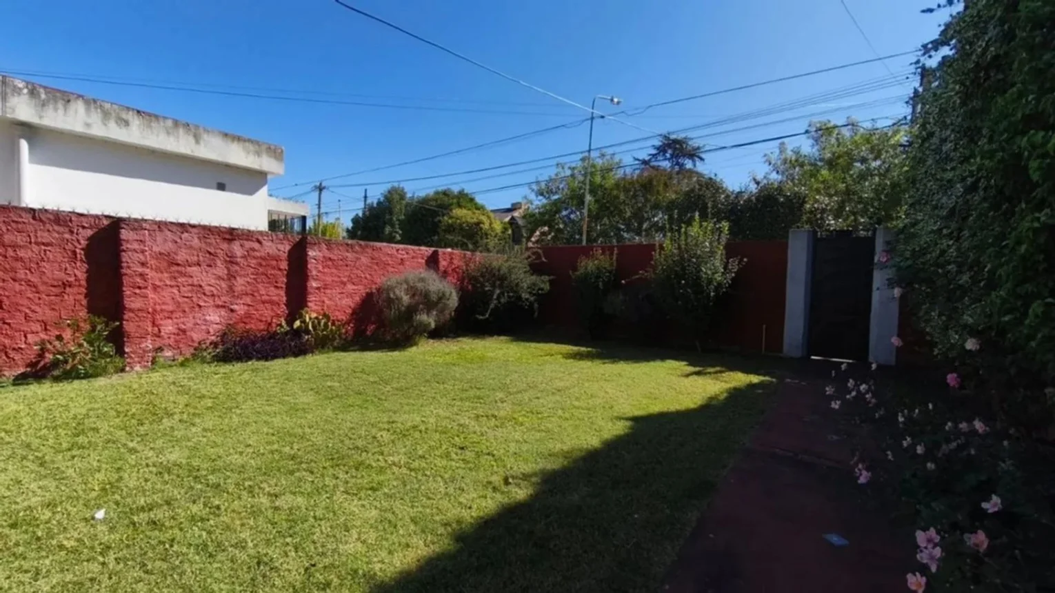 Casa de 2 ambientes en venta en San Antonio de Padua, Roque Sáenz Peña 600, foto 3