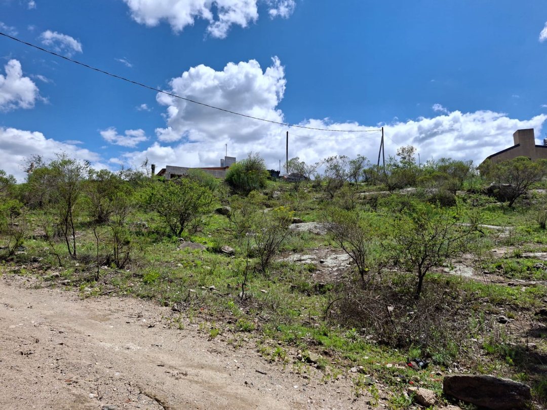 VENTA DE LOTES EN VILLA FLOR SERRANA TANTI