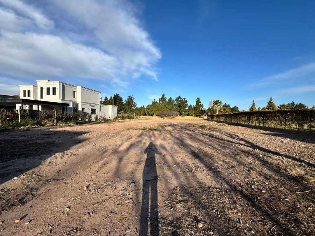 LOTE EN VENTA B PRIVADO LA VACHERIE MAIPU MENDOZA