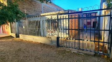 VENTA CASA MAS 2 DEPARTAMENTOS SAN RAFAEL MENDOZA