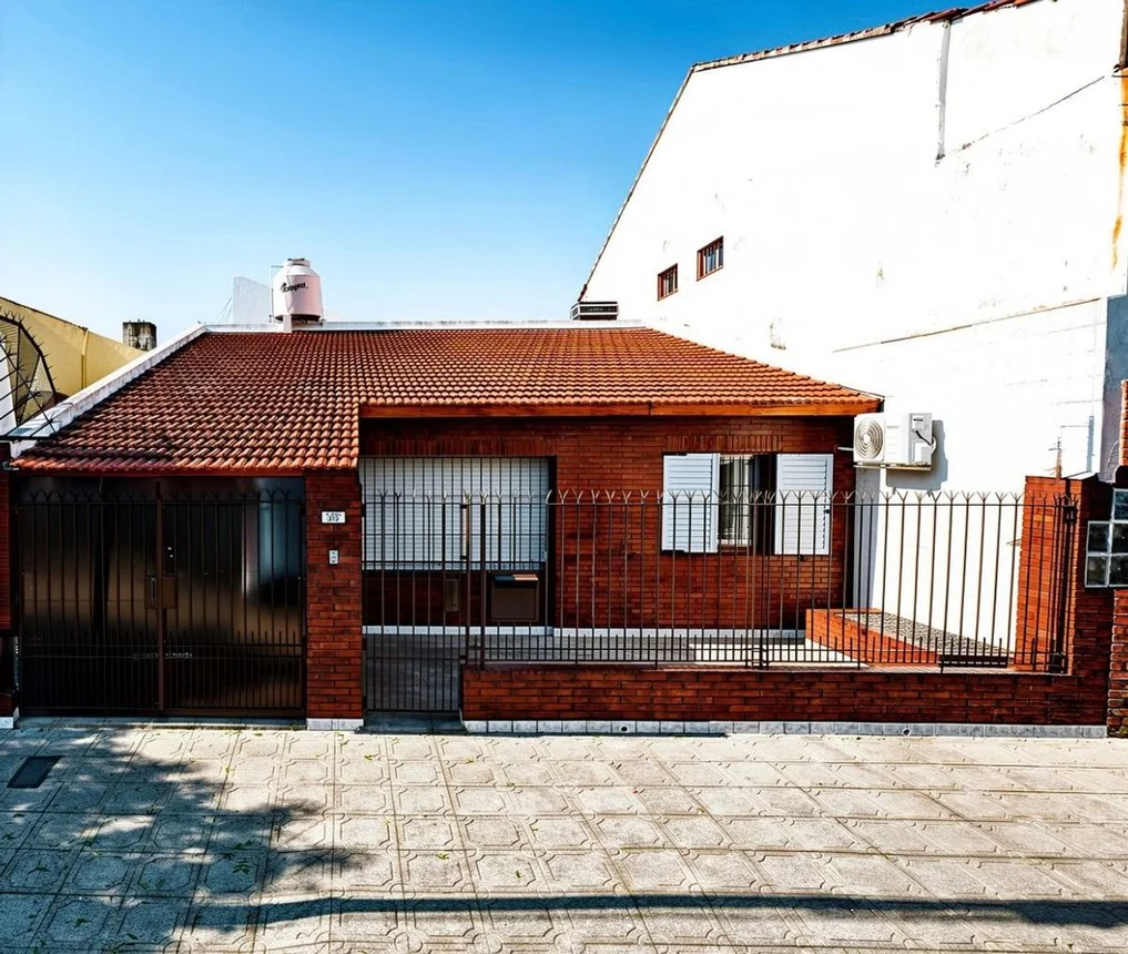 Casa en venta en Bernal Este