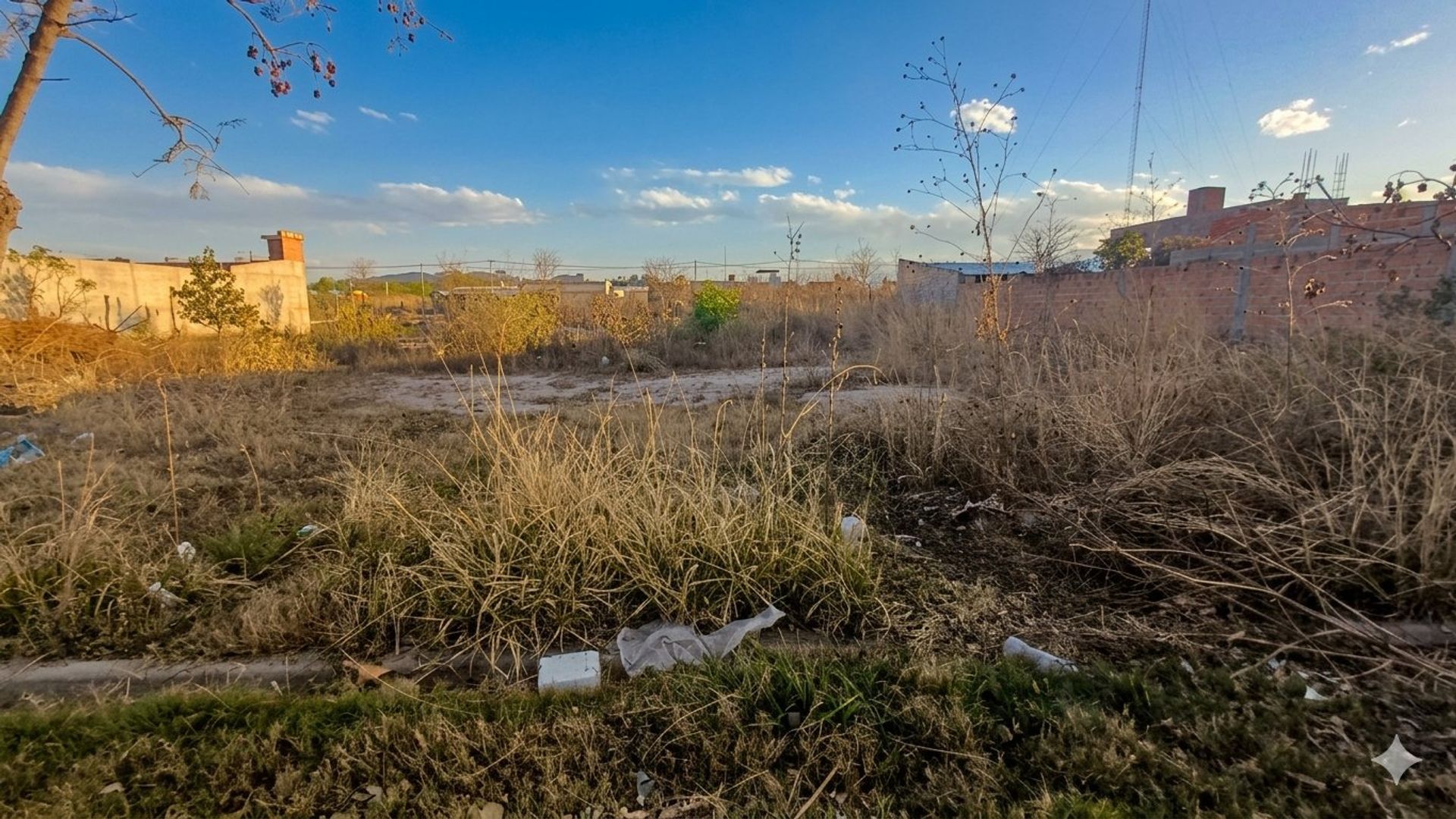 TERRENO CON CIMIENTOS Y CÁMARA SÉPTICA, CERRILLOS - foto 3