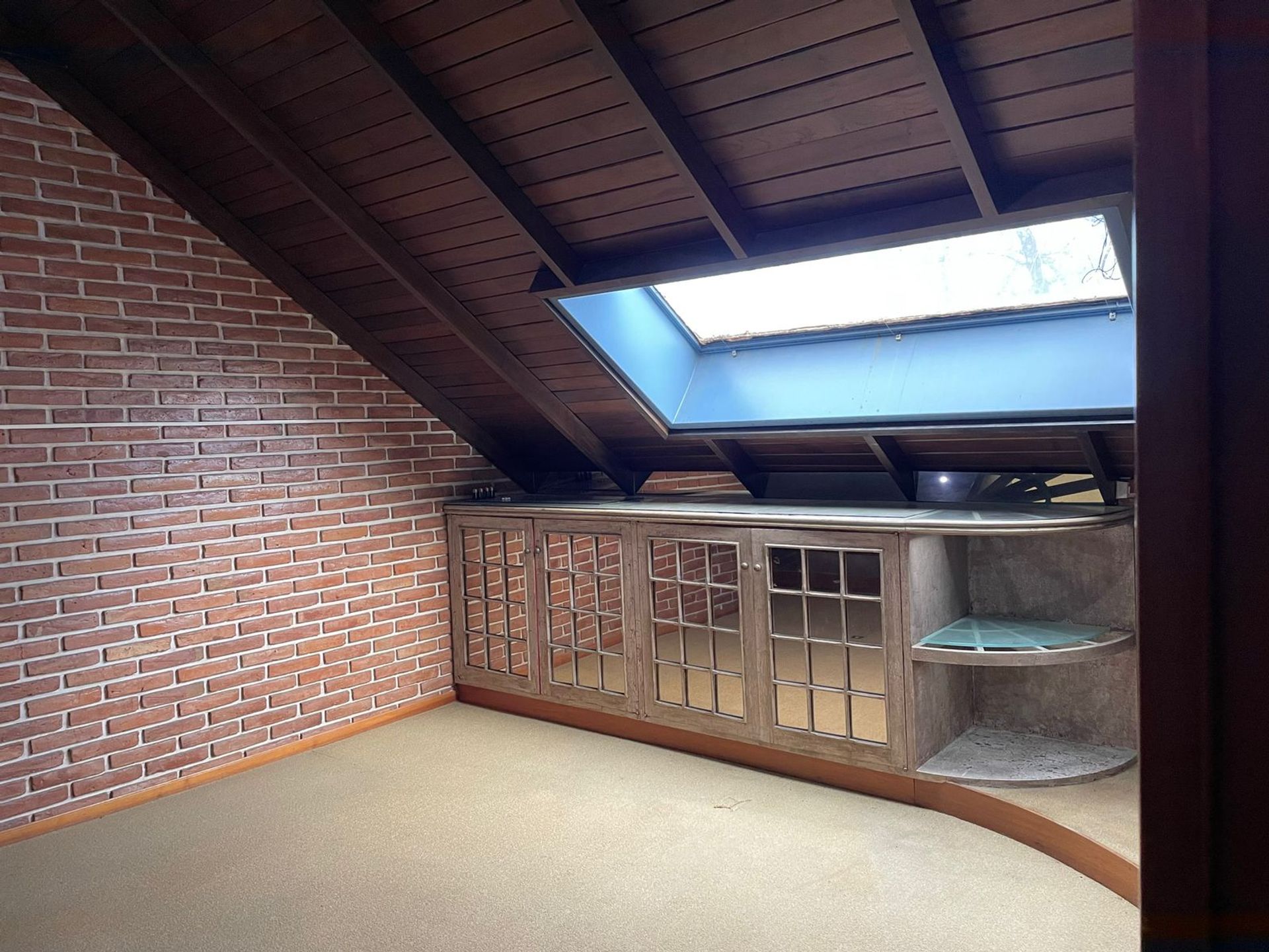 Foto 10 — VENTA CASA EN EL CENTRO DE FUNES PILETA Y JARDIN