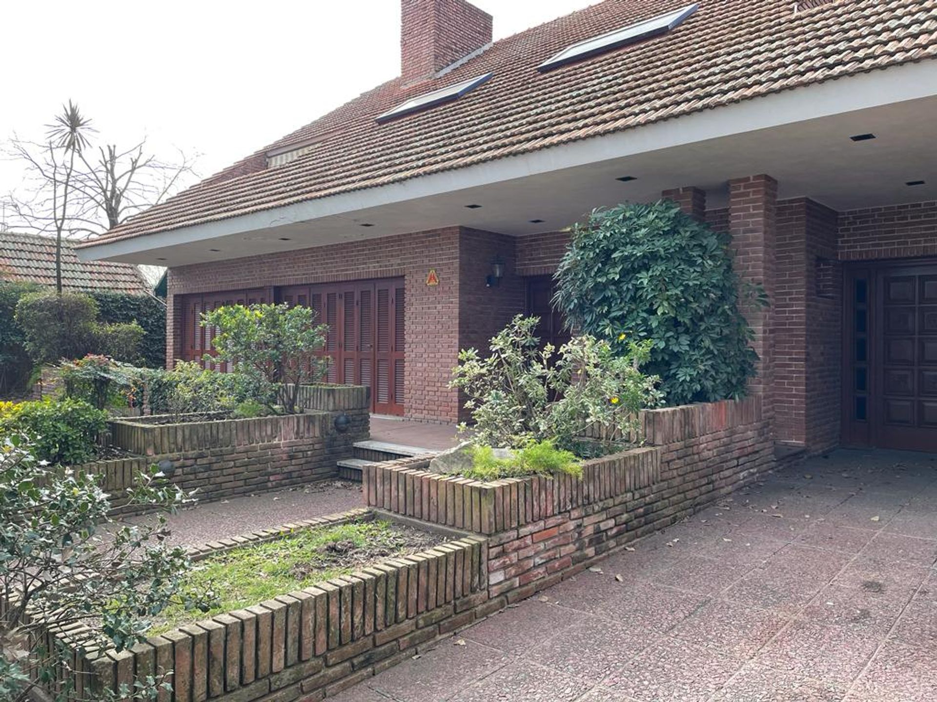 Foto 16 — VENTA CASA EN EL CENTRO DE FUNES PILETA Y JARDIN