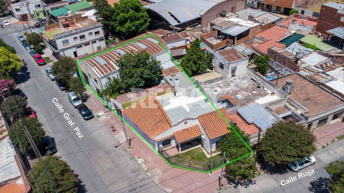 CASA ESQUINA EN VENTA MACROCENTRO 3 DORM - foto 18