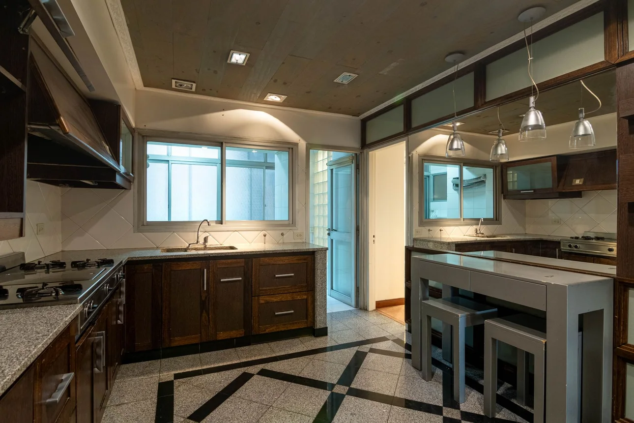 Departamento de 5 ambientes en venta en La Plata, Avenida 53 700, foto 4
