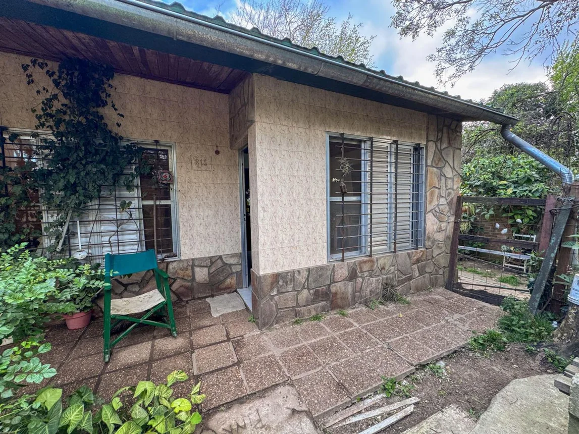 Casa en venta en Paraná, foto 2