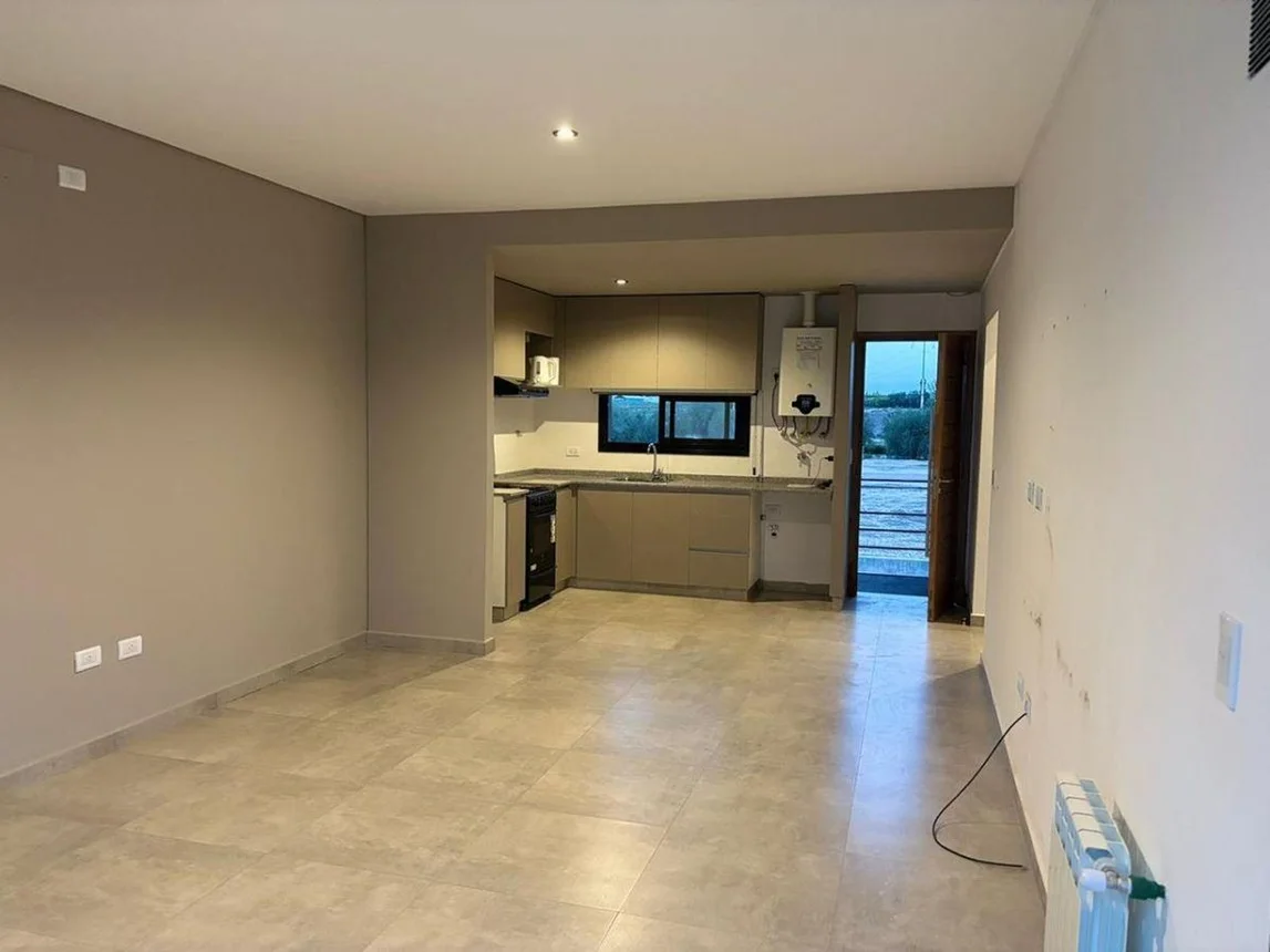 Dúplex de 3 ambientes en venta en Guaymallén, Severo del Castillo 1300, foto 3