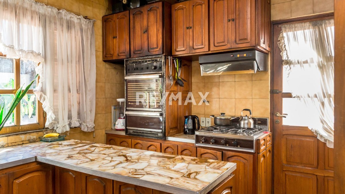 CASA 6 DORM VENTA CON DEPARTAMENTO PUEYRREDON 1100 - foto 10