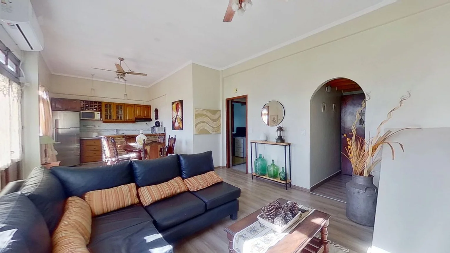 Casa en venta en Valentín Alsina, foto 2