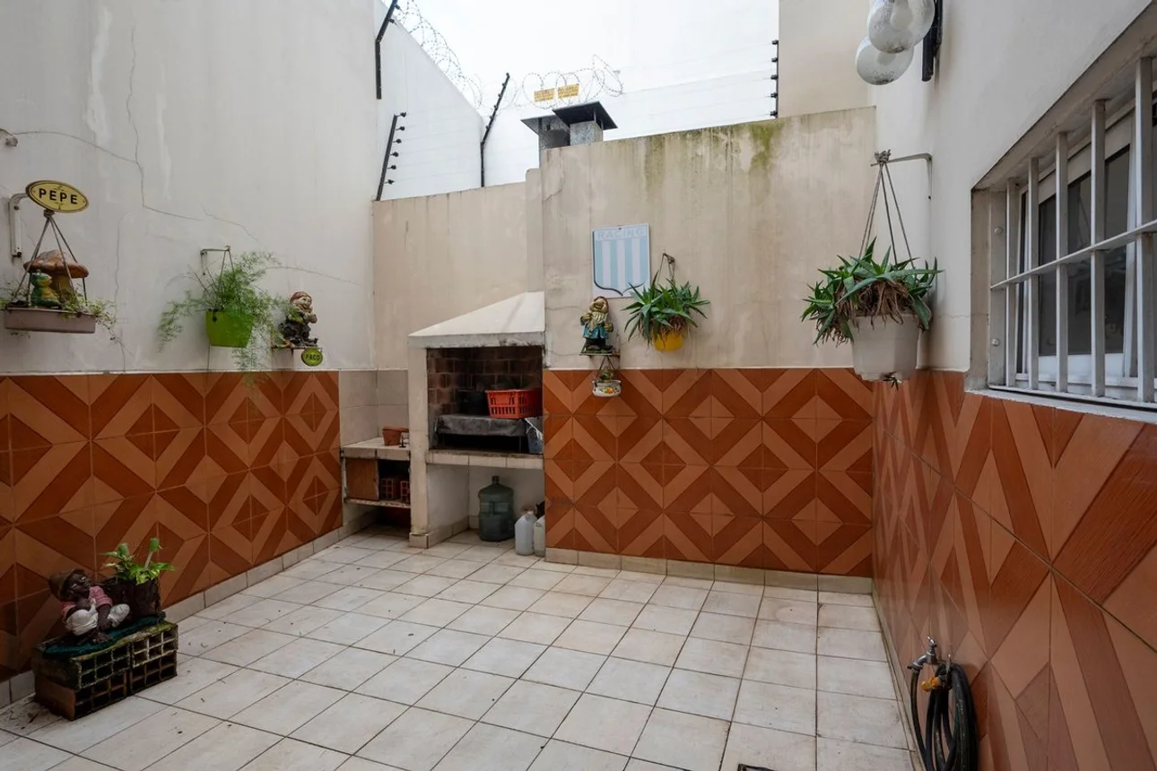 Casa tríplex de 3 ambientes en venta en Parque Chacabuco, Avelino Díaz 900, foto 4