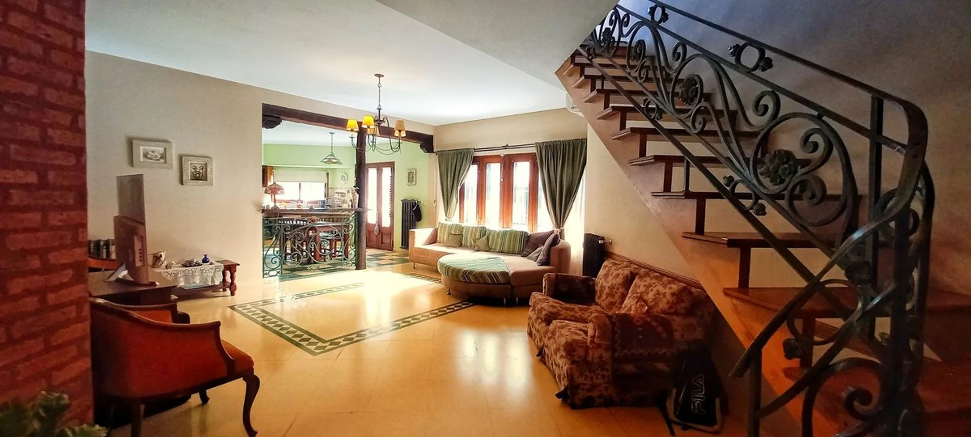 Casa en venta en Castelar, foto 3
