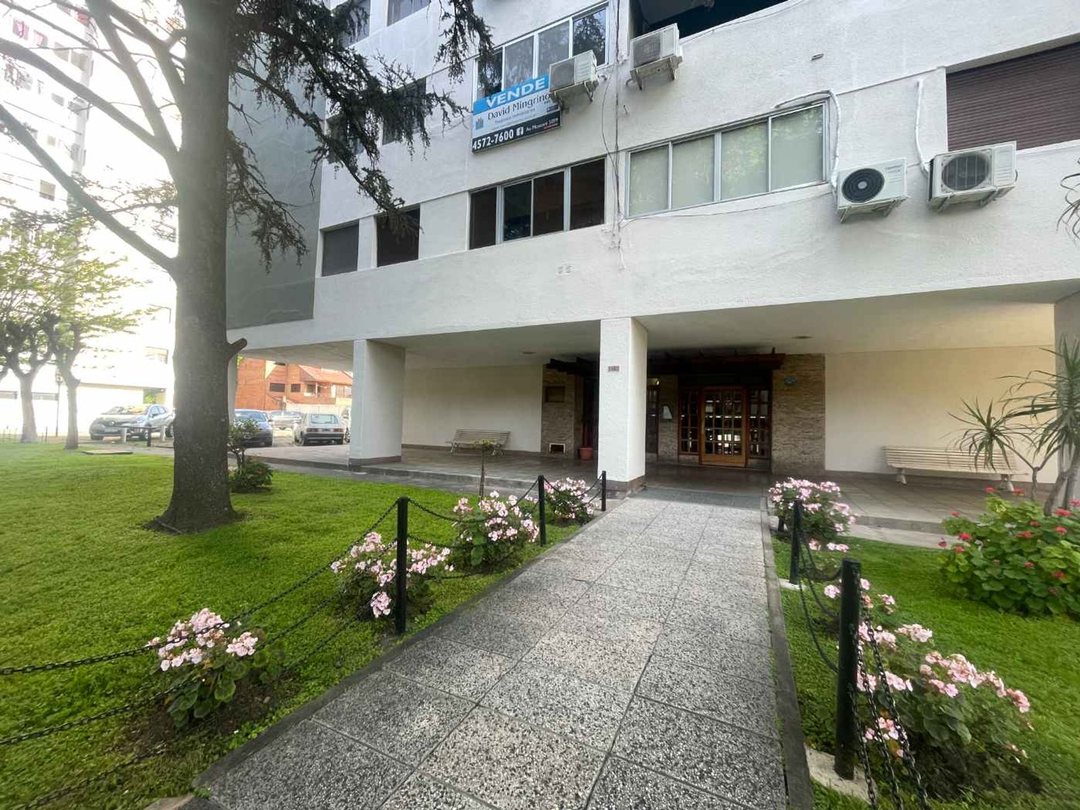 VENTA 4 AMBIENTES CON BALCON Y LAVADERO VILLA REAL