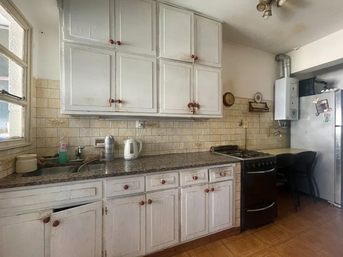Venta 4 ambientes con balcon y lavadero villa real, foto 4