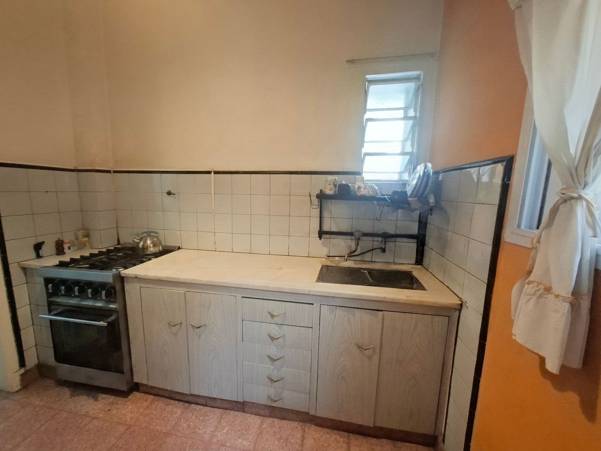 Foto 12 — VENTA CASA 3 AMB CON PARQUE  BERNAL OESTE